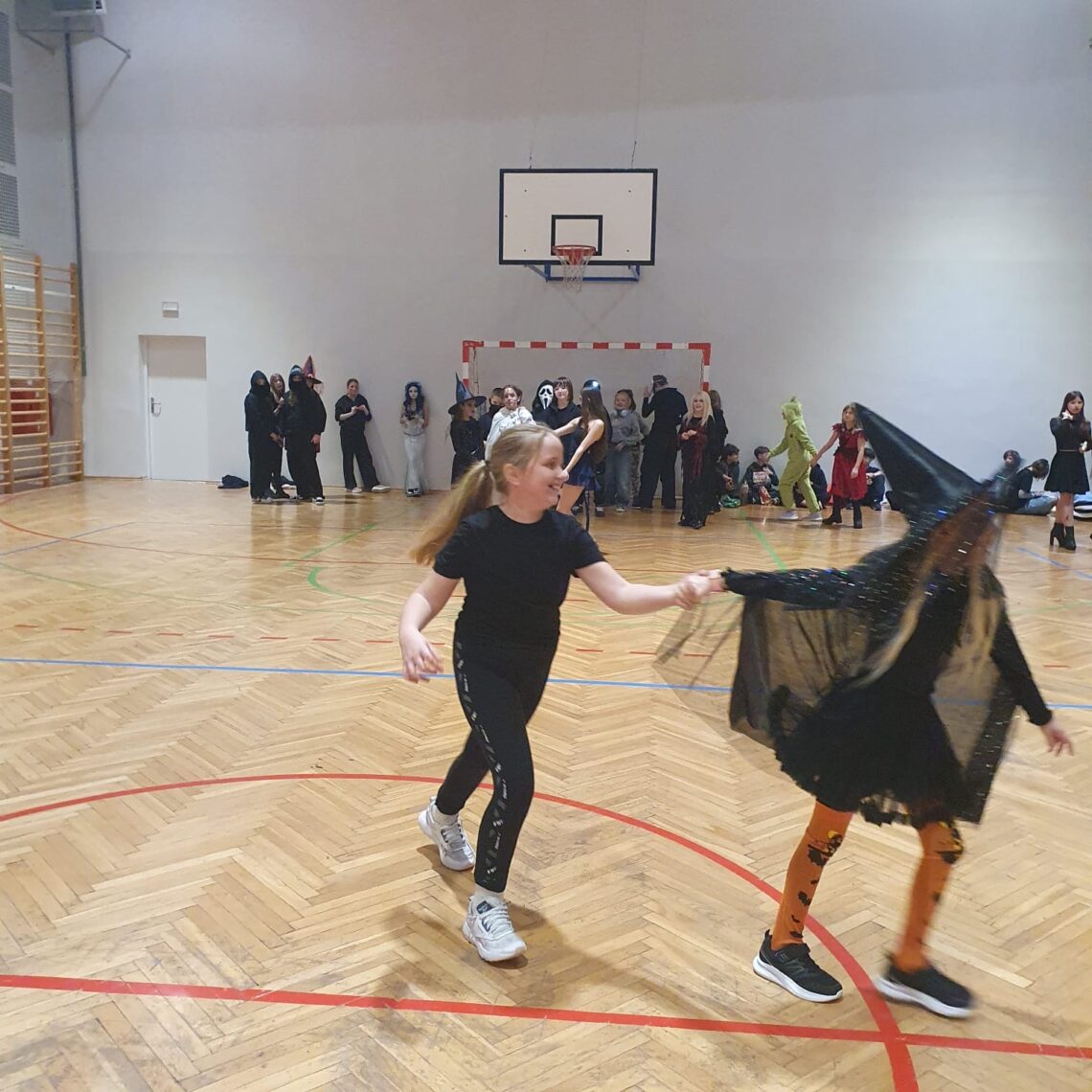 13C9E872-E1CC-4F14-A3C5-7ED979D90789