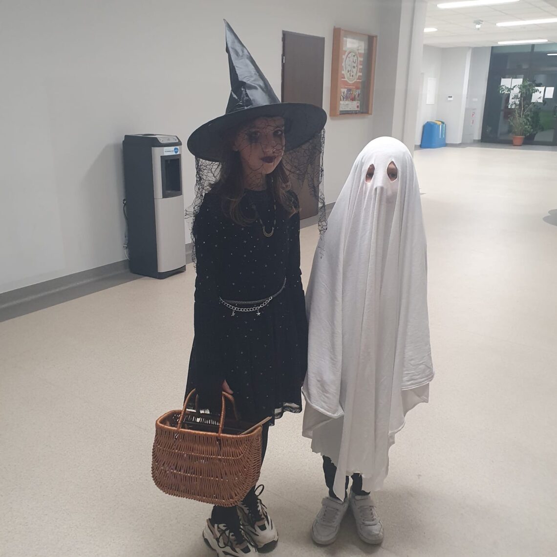 7B579491-8215-481C-9FAF-D9A896A7E923