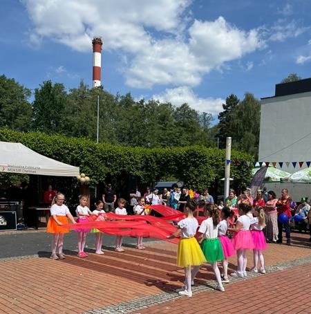 KOLOROWY KOROWÓD 20